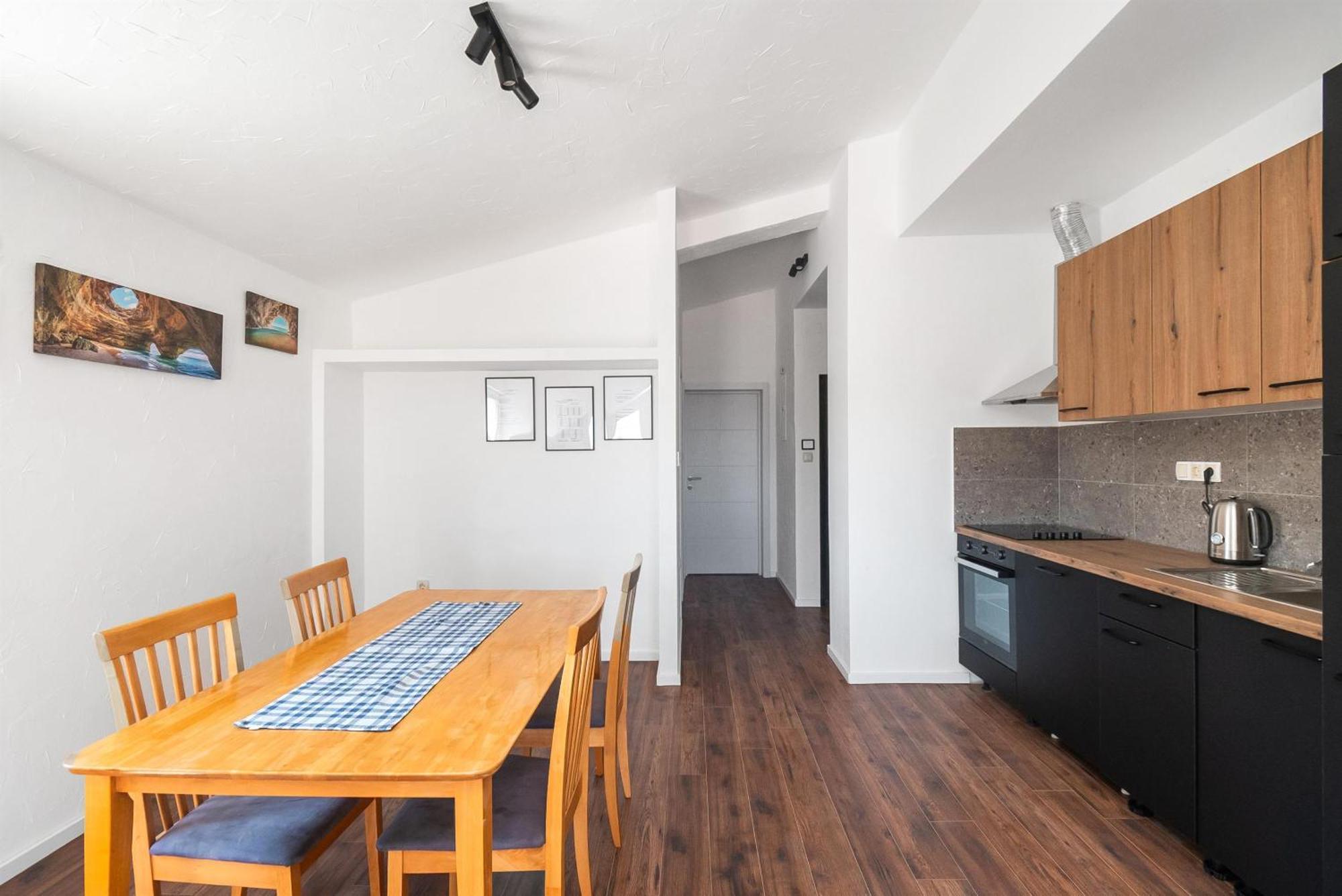 Apartments And Rooms Mladen Vodice Phòng bức ảnh