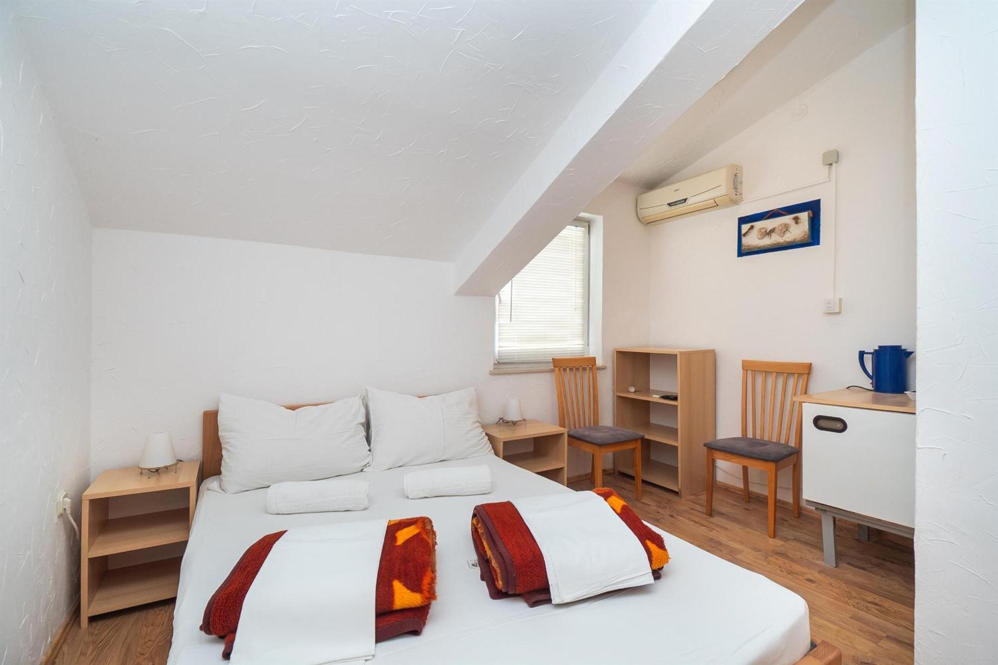 Apartments And Rooms Mladen Vodice Ngoại thất bức ảnh