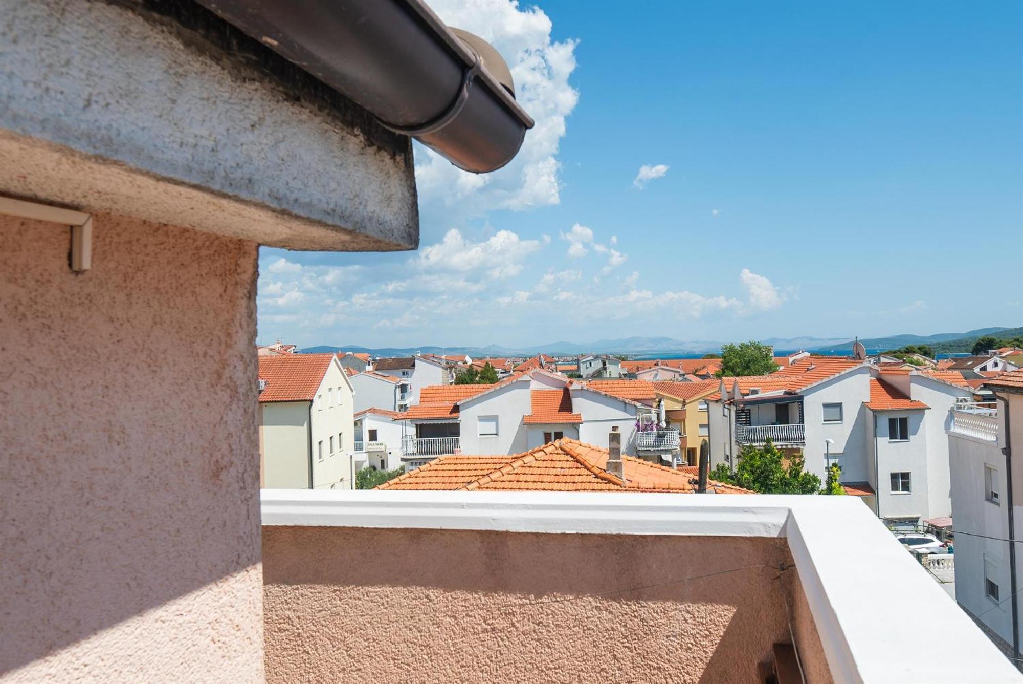 Apartments And Rooms Mladen Vodice Phòng bức ảnh