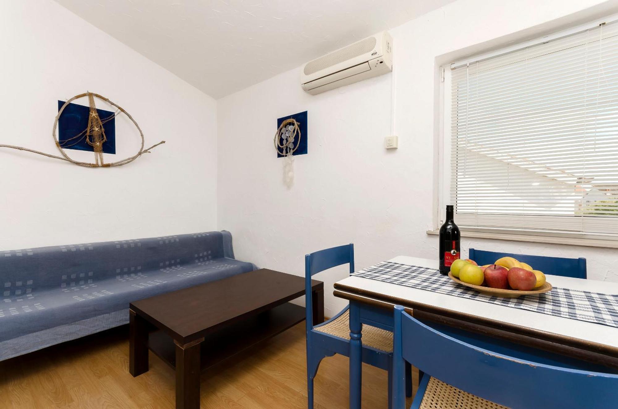 Apartments And Rooms Mladen Vodice Ngoại thất bức ảnh