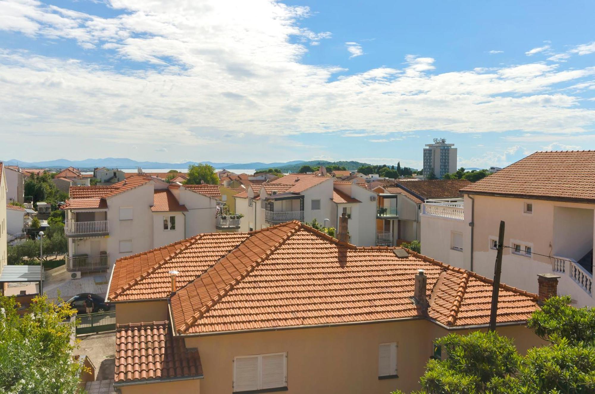Apartments And Rooms Mladen Vodice Ngoại thất bức ảnh